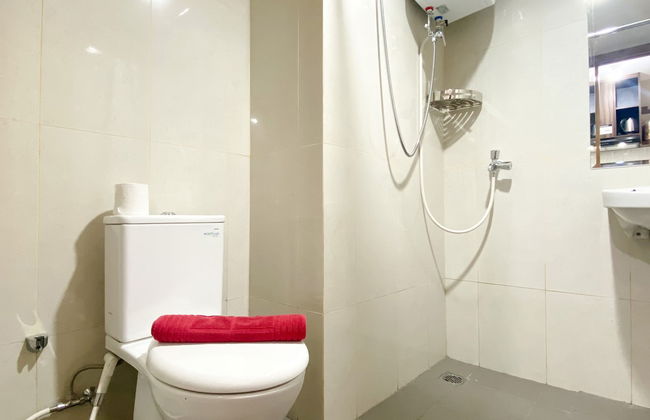 Cozy Stay Studio Apartment at LRT City Jatibening - Foto 15