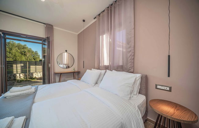 Classic Villa - Photo 38