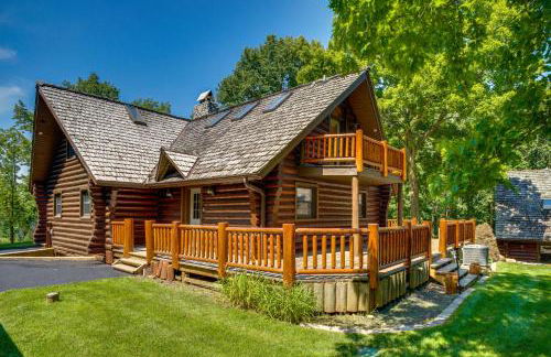 Family Home with Indoor Pool about 2 Mi to Elkhart Lake! - Foto 3