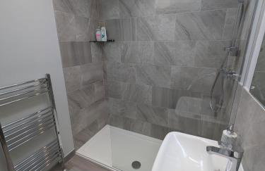 Bright one bedroom apartment with garden - Foto 38