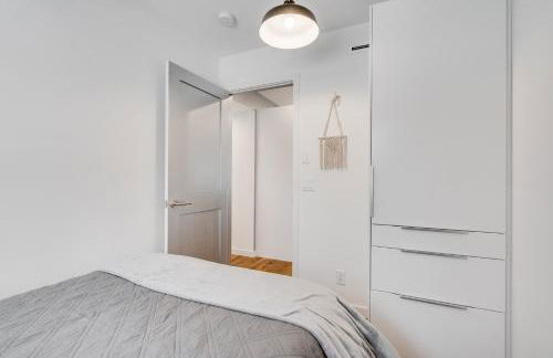 Modern Chic - Photo 48