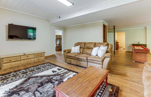 Cozy Lake Hartwell Getaway with Game Room! - Foto 27