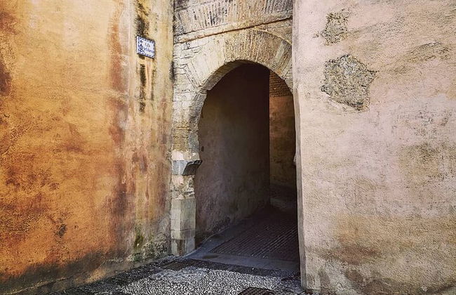 Albaicín and Sacromonte Sunset tour + Flamenco show - Photo 5