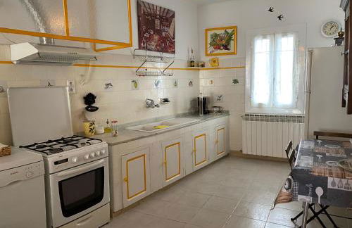 Chez Hélène 3 étoiles, labellisé disabled PMR,pour 4 personnes chiens bienvenus-pet friendly - Foto 6