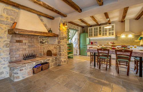 Villa MAVRA with private pool - Foto 18