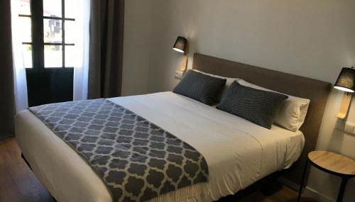 Lux Apartamentos Rosalia - Foto 3