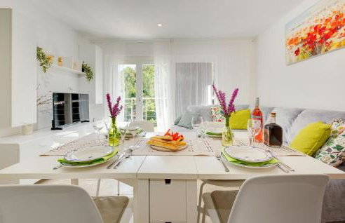 2 Bedroom Nice Home In Koranski Brijeg - Foto 16