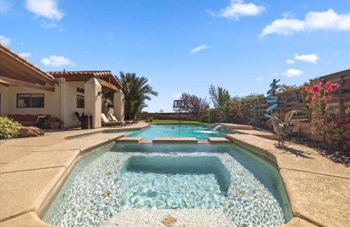 Villa 1 level on half acre 12-min to Strip - Foto 10