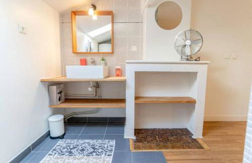 Peaceful & well-located duplex Parc Blandan Rhône & Wifi - Foto 12