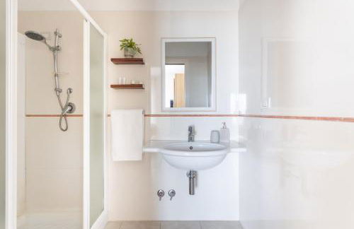 Unicorn House - Stunning sea view with pool - Foto 16