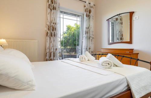 Blissful Residence with Pool by 8essentially - Foto 31