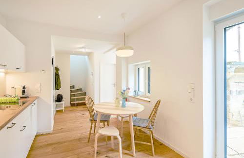 Hinterhof-Juwel mit Küche und Smart-TV - Photo 3