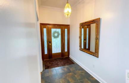 Spacious King Suite Home With Serene Patio - Foto 25