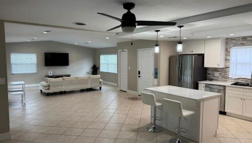 3 bed 2 bath pool house with water access - Foto 4