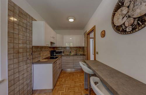 Cesa Elena - Foto 21