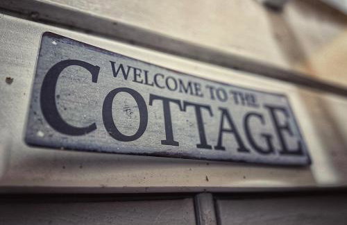 Adorable French Cottage style - 1 bedroom. - Foto 5