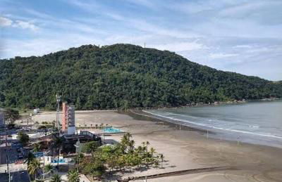 Casa Lindíssima e Espaçosa com 2 Piscinas - Adulto e Infantil, Perto da Praia, Opção da Piscina Adulto Aquecida Cobrado à Parte, 4 Quartos Frente as Piscinas, Área Gourmet Completa com Churrasqueira, Forno e Fogão a Lenha, Mesa de Bilhar, Lareira na Sala - Photo 65