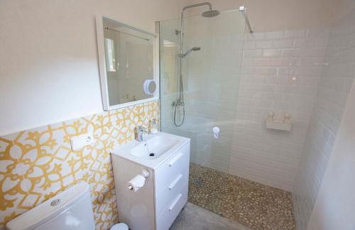 Villa with pool near the beach in Cala San Vicente by Renthousing - Photo 26