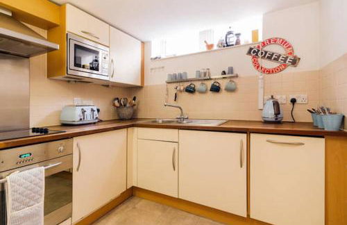 Central 2-Bed, 2-Bath Sanctuary near Holborn Station, Covent Garden & West End - Foto 6