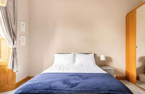 Luxury Victorian 5 bedroom apartment by Lady road apartments - Foto 39