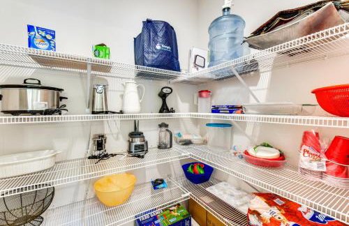 Work, Explore & Relax: Modern Townhome in Lula! - Photo 13