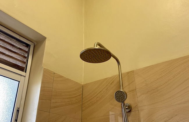 Modern Apartment in Kampala With Unlimited Wifi - Foto 25