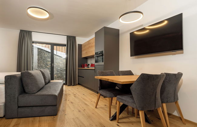 Pure Alpine Suites - Photo 8