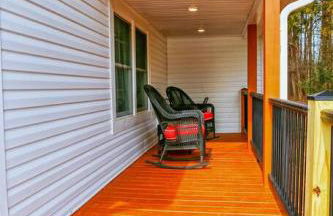 Three Bedroom Outdoorsy Escape in Huntersville - Foto 17