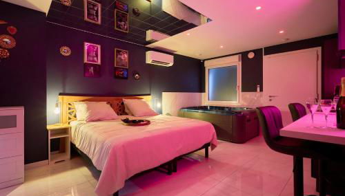 L'Amoria - Suite Romantique moderne avec Jacuzzi & Sauna - Foto 5