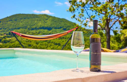 Kuća za odmor s bazenom TeriHy - Foto 5