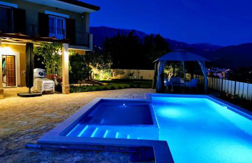 Villa MATER - luxuriously equipped villa with a 15m long swimming pool - Photo 9