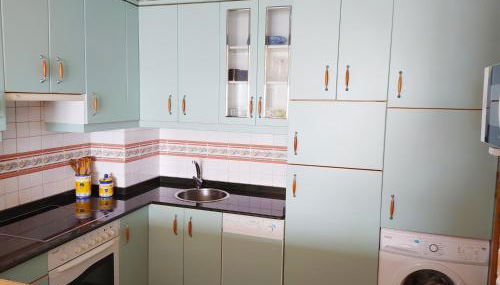 Precioso ático con vistas a pie de playa - Foto 5