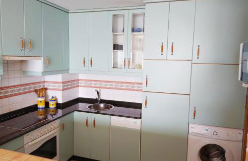 Precioso ático con vistas a pie de playa - Foto 5