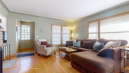 Close to Lake Harriet! Walkable Gem Near Shopping - Foto 4