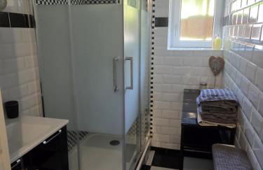 LA PARENTHÈSE AU PAYS DU VERT - Foto 7