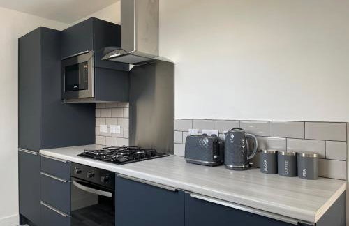 Lochside Loft - Self Catering Apartment for 2 In a great location for Inverness Airport and both Cabot Highlands & Nairn Golf Courses - Foto 12