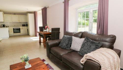 Garden Apartment - Photo 4