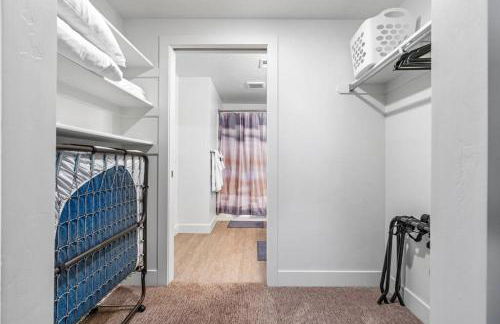 Lux Apt -PoolHotTubGymPrkg-View! - Foto 27