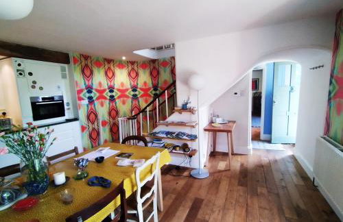 The Shire House - Photo 27