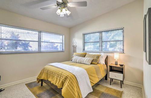 Retro St Pete Home with Private Heated Pool - Foto 23