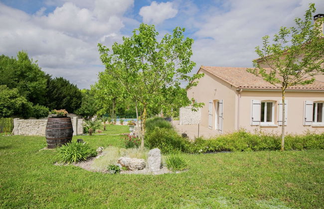 Chic Apartment in Segonzac With Swimming Pool - Foto 65