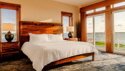 The Slick - Waterfront 3-Bedroom, 3-Bathroom Penthouse Suite at REAL Watersports - Foto 4