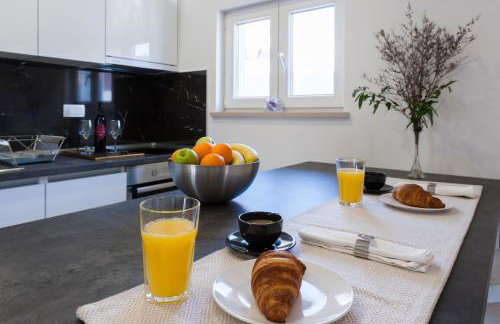 IPS Apartment with free parking - Photo 30