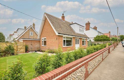 The Beach House - Photo 42