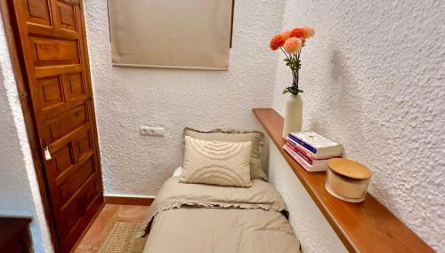 Beachfront Apartment in Cala Morell - Foto 5, wardrobe