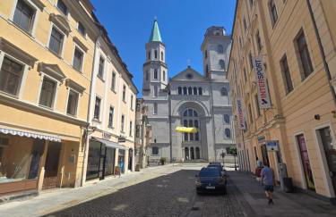 FERIENWOHNUNG 77m2 APARTMENT 2 RAUM WOHNUNG im ZITTAUER STADTZENTRUM INNENSTADT INNENRING TOP LAGE MARKT UND RATHAUS NÄHE - Foto 26