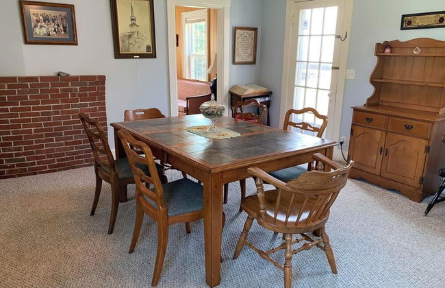 Geary House at Fifield Point - Photo 16