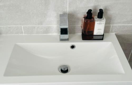 Beautiful, Luxurious 3 Bed house, Perfect for Contractors , Family & Friends - Foto 46