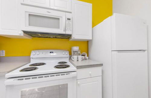 2730 Club Cortile Circle Apt. B - Foto 8