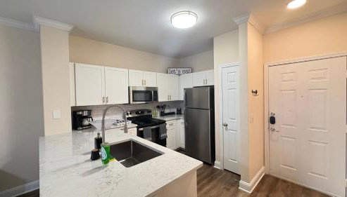 Relaxing Pool-View 1BR Near Top Houston Spots - Foto 2